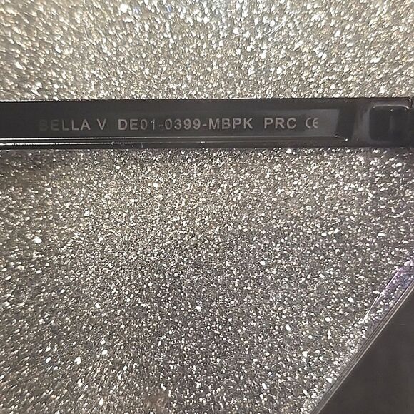 Diff Eyewear Bella-V Sunglasses- Matte Black/Pink Mirrored - Picture 11 of 12